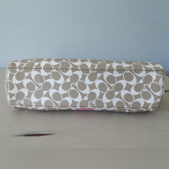 Coach Chelsey Heritage Cosmetic Pouch - Picture 3 of 8